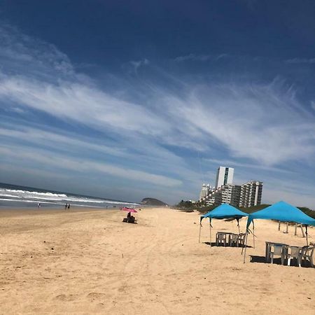마사틀란 Casa En Privada Frente A La Playa Con Alberca! 빌라 외부 사진