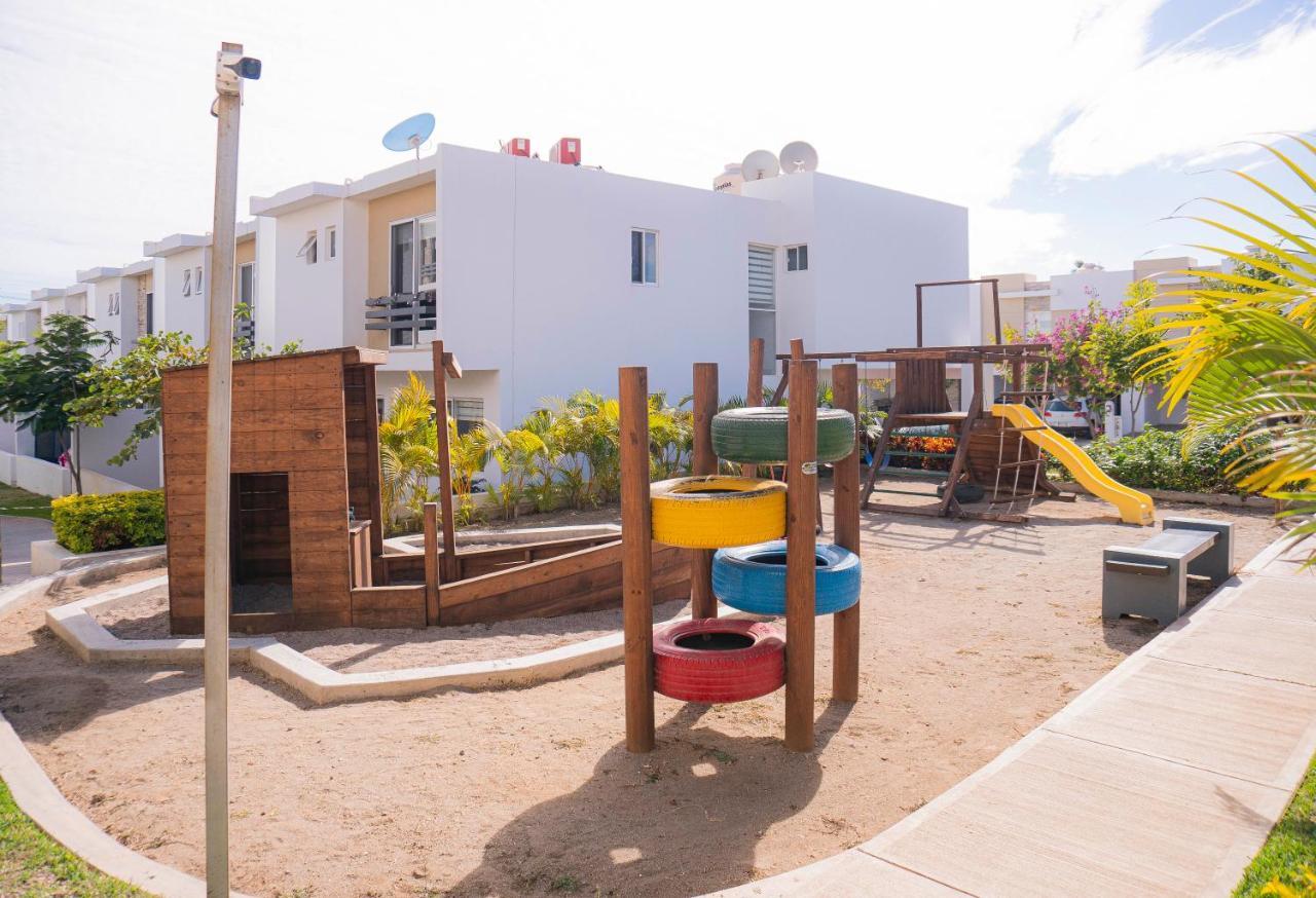 마사틀란 Casa En Privada Frente A La Playa Con Alberca! 빌라 외부 사진