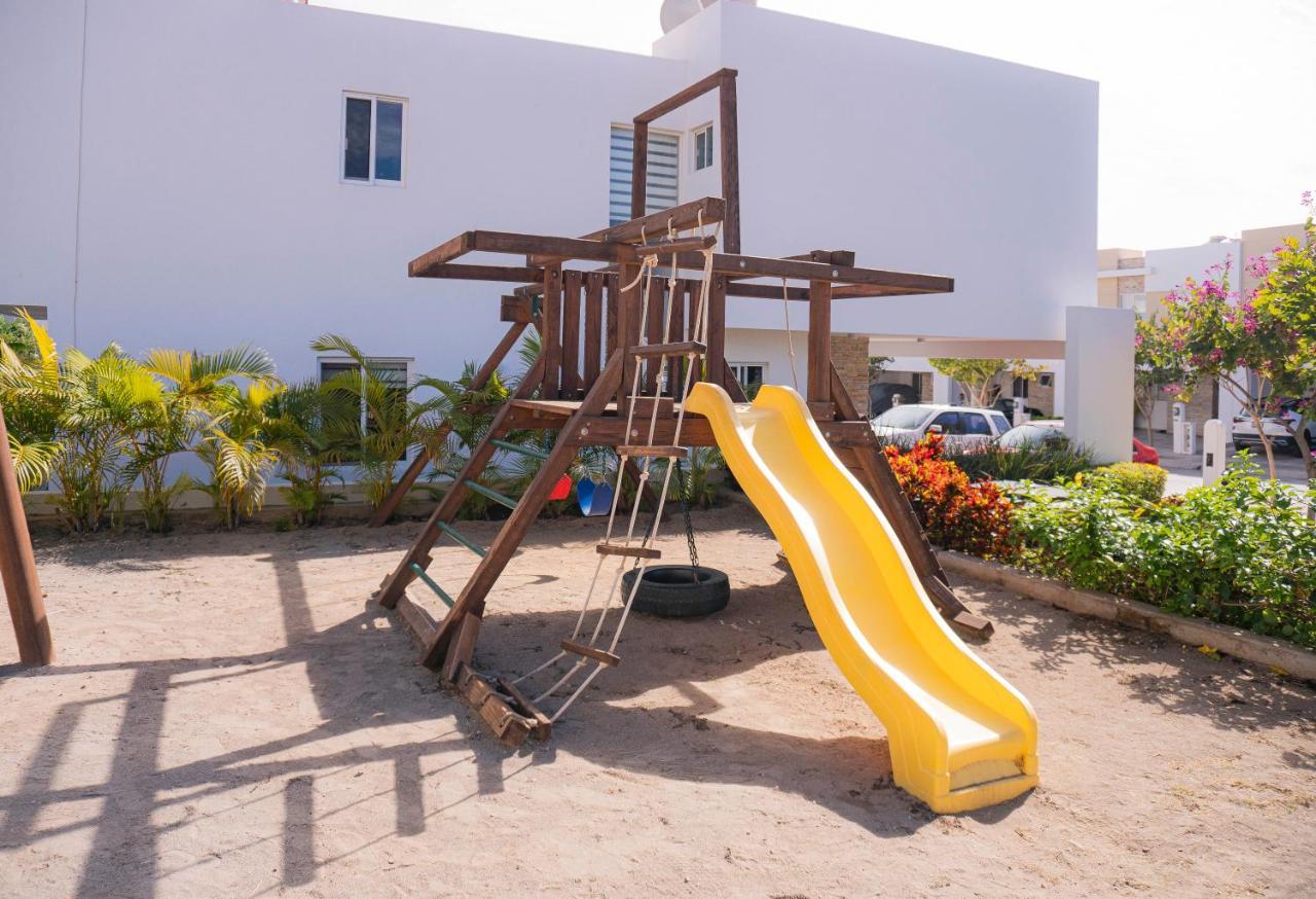 마사틀란 Casa En Privada Frente A La Playa Con Alberca! 빌라 외부 사진