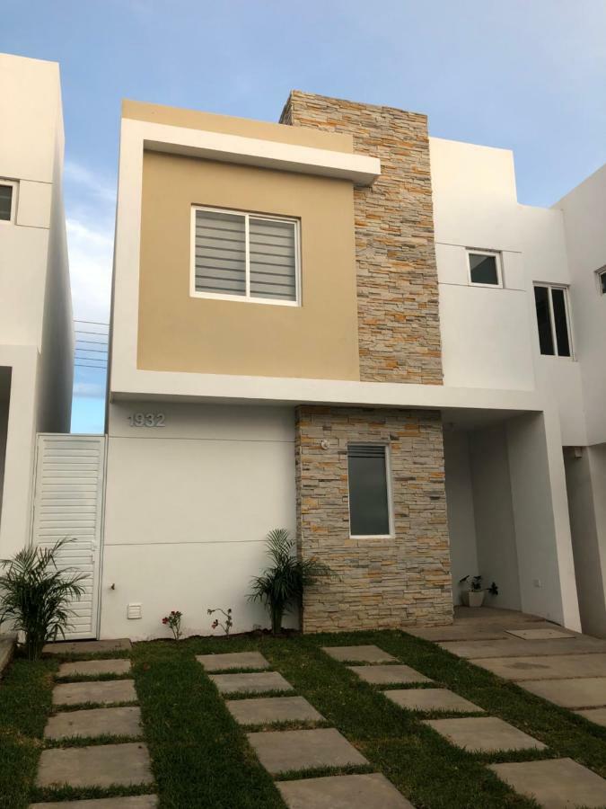 마사틀란 Casa En Privada Frente A La Playa Con Alberca! 빌라 외부 사진
